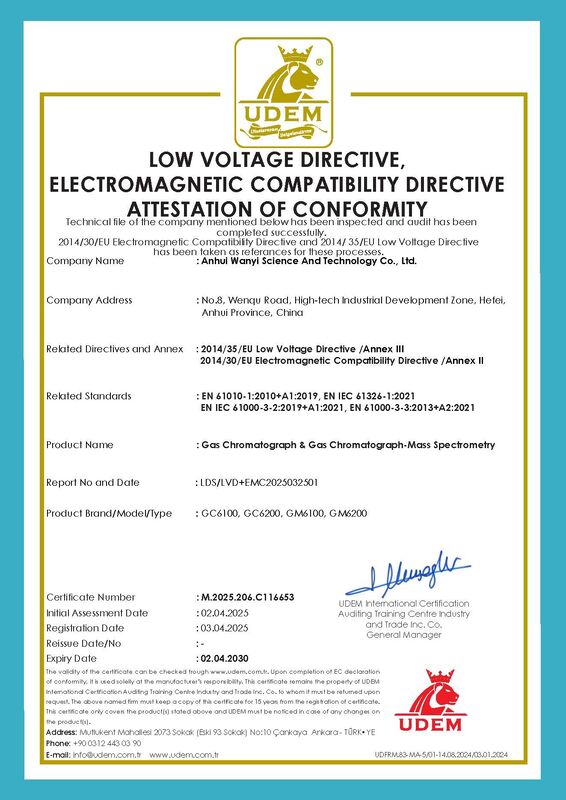 معدل الحرارة القصوى 75 °Cmin الغاز الكروماتوجرافي طيف الكتلة مصدر الطاقة 110240 فولت مثالية للتحليل الكيميائي الدقيق